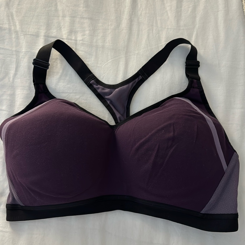 Used Victoria’s Secret Sports Bra 34D